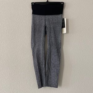 Lululemon Run the Day Crop Leggings size 2
